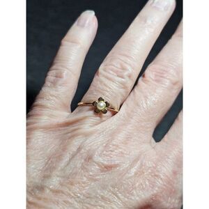 Gold Tone Flower Ring with Faux Pearl Size 5.25